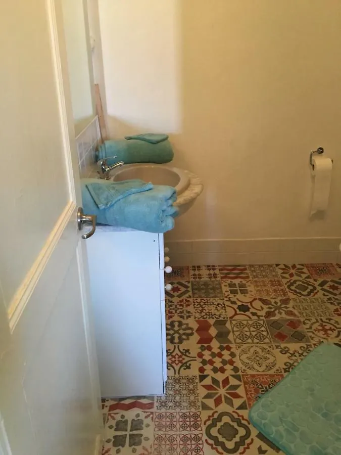 Gite Au Marron Seissan Holiday home